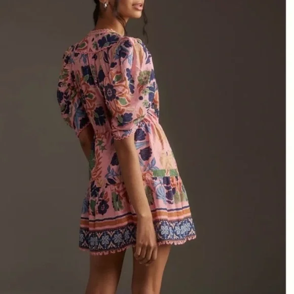 Farm Rio Seashell Tapestry Short-Sleeve Mini Dress size small - Picture 5 of 9